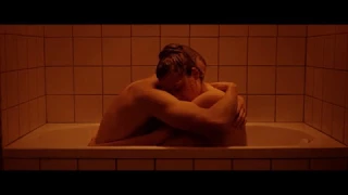 Love  (Gaspar Noe)  -  The Crawl  (Placebo)