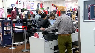 Early Black Friday deals offer holiday shoppers chance to avoid chaotic crowds