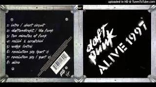 Daft Punk - 01. Intro / Short Circuit (Live @ Que Club / Alive 1997)