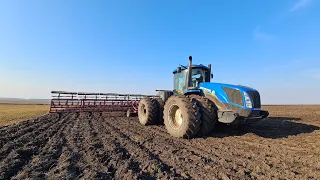 Внезапно прокатился на тракторе NEW HOLLAND.