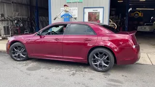 2020 Chrysler 300 V8: Before and After Flowmaster Super 44