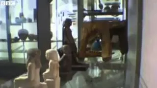 Mystery of moving Egyptian statue is solved