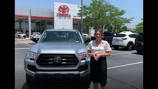 Walkaround on a new 2022 Toyota Tacoma SR, For Sale at Oxmoor Toyota in Louisville , KY