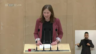 2021-04-21 010_Claudia Plakolm (ÖVP) - Nationalratssitzung