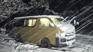 [CAR CAMPING] Heavy snow carcamp.where cars are buried in winter lake.Snowstorm.stay in car.ASMR