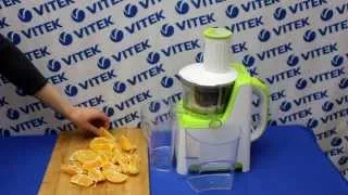 Апельсиновый сок в соковыжималке VITEK VT-1602 G