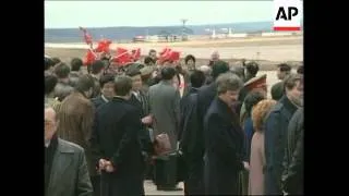 RUSSIA: MOSCOW: CHINESE PRESIDENT JIANG ZEMIN ARRIVES