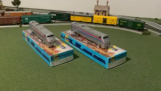 Unboxing Two Athearn Bluebox Amtrak P42