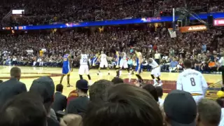 Beyonce and Jay Z watching basketball!