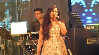 Joa pakhi balo - shreya Ghoshal live Nazrul Mancha Kolkata November 2017
