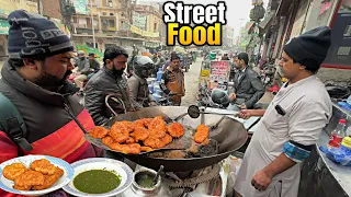 LAHORI FAMOUS CHEAPEST MACHLI KABAB - ASIAN STREET FRIED FISH KABAB RECIPE | @StreetFoodTourOfficial