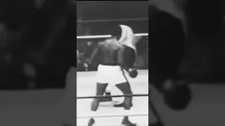 Ezzard Charles • Beautiful Boxing • #combinations #footwork #speed