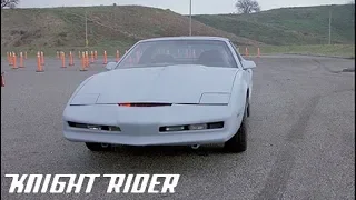 K.I.T.T versagt auf dem Hin­der­nis­par­cours | Knight Rider Deutschland