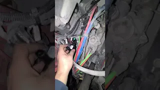 Semi Truck Fan hub clutch stuck on, diagnose and repair.