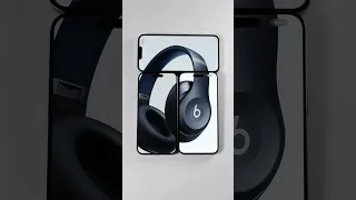 Zooming in on Beats Studio Pro