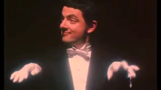 YouTube        - Rowan Atkinson - 'The Piano Player'.mp4