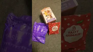 sweet BOX распаковка и обзор маша и медведь😊