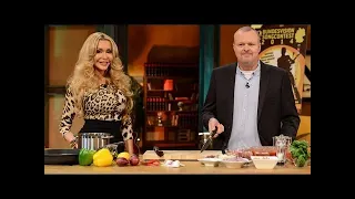 Buster Pasta - Raab kocht mit Dolly Buster - TV total