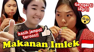 😂Cewek Korea ‼️KAGET‼️ pertama kali cobain makanan Imlek di Indonesia @solmangat