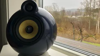 Sphere fibreglass Loudspeakers