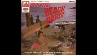 Annette – “Beach Party” (UK HMV) 1963