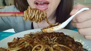 SassEsnacks ASMR: Jajangmyeon | Black Bean Noodles | 짜장면 | Korean-Chinese Food | Eating Sounds