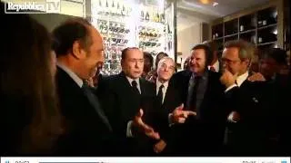 Berlusconi racconta la barzelletta di carletto