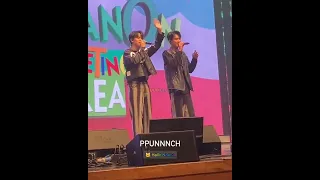 221029 #ohmpawat #nanonkorapat #ohmnanon #โอมนนน greet KFans in Korean #ohmnanon1stfmkorea 🐶🐱❤️🤟🏻💚