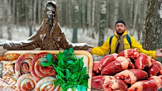 SURVIVAL COOKING IN THE FOREST - TURKEY LIVER, MUSHROOMS, SAUSAGES