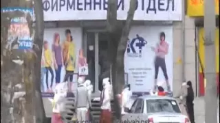 "Одухотворённые и интересные люди" устроили шествие в Челябинске. ВИДЕО