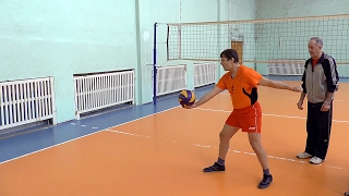 Training volleyball for adults. For beginners. Serve in volleyball