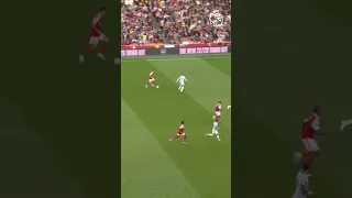 Liverpool freekick to an Arsenal goal in seconds