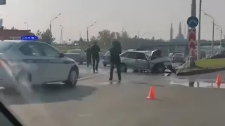 Уфа: водитель наехал на столб
