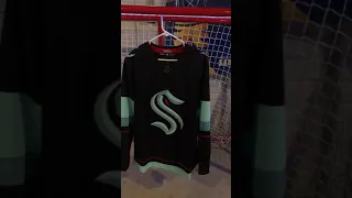 Seattle Kraken home jersey “unboxing”