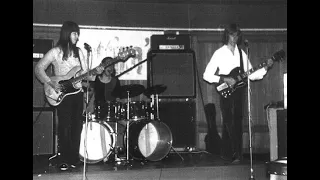 T2  -  IN CIRCLES -  U. K.  UNDERGROUND  - 1970