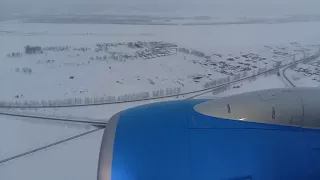 Заход на посадку в Красноярске, на Boeing 737-800 NG