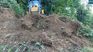 Making a Tractor Passable Mountain Road for Logging Deck with JCB Tractor