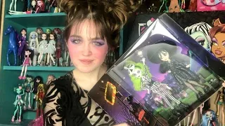 BEETLEJUICE DOLLS!! Monster High Skullector Lydia Deetz and Betelgeuse skullector dolls!