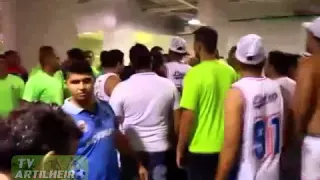 [Fortaleza EC] Torcida protesta após empate diante do Botafogo FC - TV ARTILHEIRO