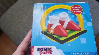 DUST Limited Edition Sonic Shoes Mini Collectible - Classic Version