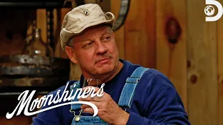 Mike vs. Richard! Who Made the Best Moonshine?! | Moonshiners | Discovery
