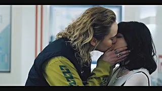 One of Us Is Lying | Janae and Maeve Kiss [Jessica McLeod & Melissa Collazo] [2x02]