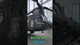 Boeing CH-47 Chinook Heavy Lift Tandem Rotord Helicopter #aviation #militaryaircraft #shorts