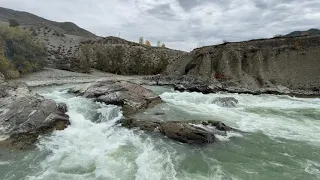 Прохождение порога Турбина, река Чуя осень 2020