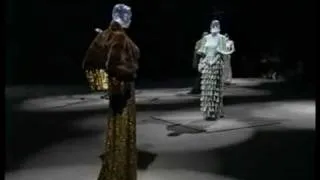Givenchy Haute Couture Fall Winter 1999 - part 3