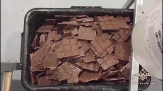 Подмосковные полицейские пресекли деятельность подпольного цеха по производству шоколада