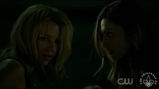 The Originals 4x01 Hayley wakes Freya up