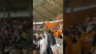 Hull city vs Sheffield United kicking off in the ground (full video)