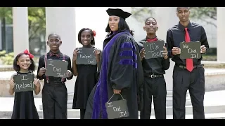 Single mom of five who is graduating law school with epic photos I didnt do this myself