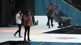 One Direction - What Makes You Beautiful (Capital FM's Summertime Ball 6/6/15)